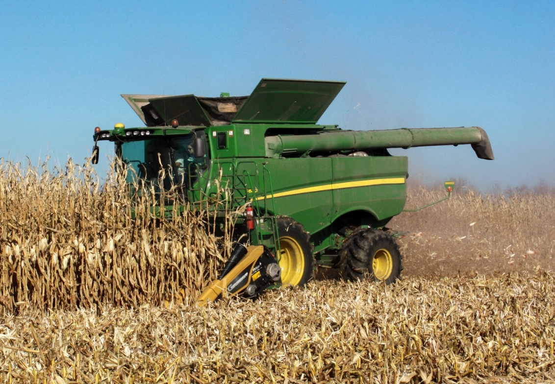Golden Harvest Seeds | A better solution in every corn and soybean acre